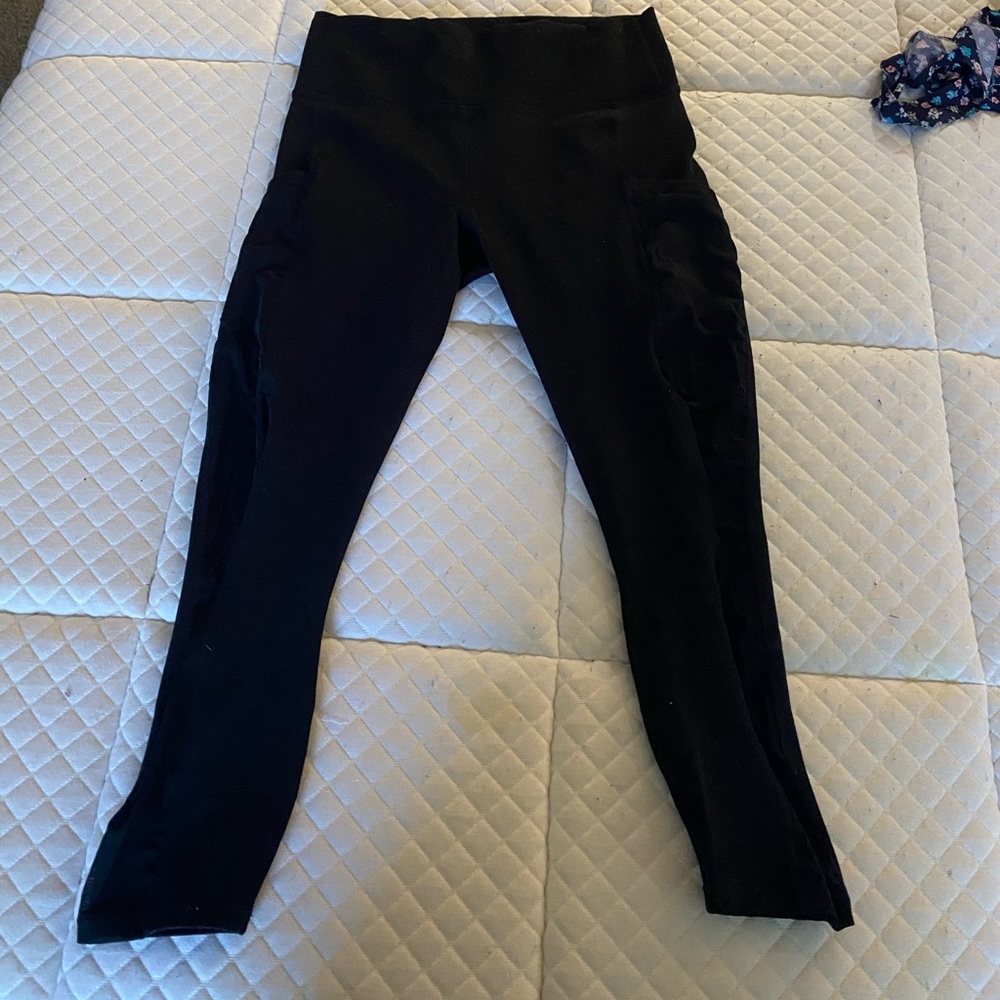 Fabletics Cropped Mila leggings